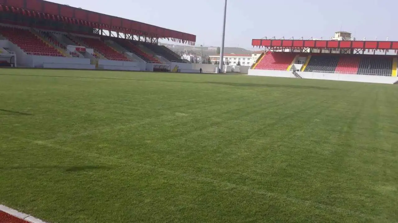 Oğuzhanspor Belediye Derince Maçı