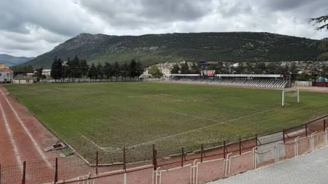 Bucak Spor, Bucak Oğuzhan, Bucak Belediyespor Hangi Takım